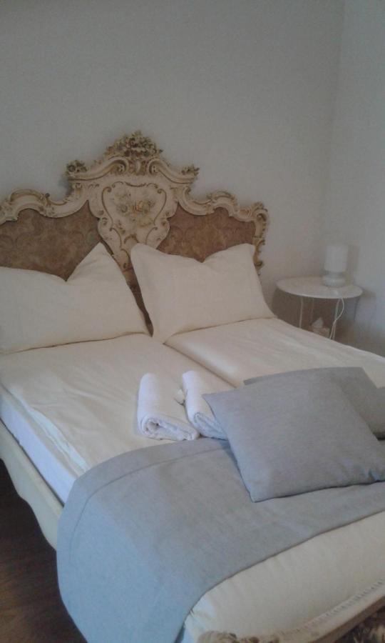 Il Borgo Dei Molini Bed and Breakfast Torreglia Exteriör bild